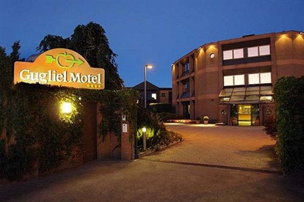 Guglielmotel Брембате Екстер'єр фото